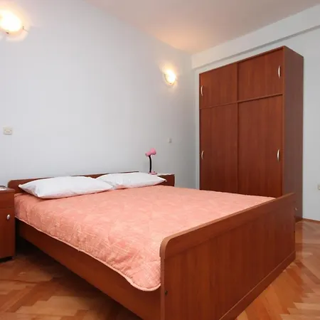 With A Parking Space Tkon, Pasman - 6216 Tkon