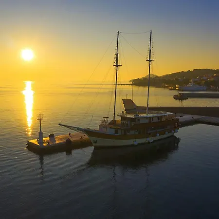 With A Parking Space Tkon, Pasman - 6216 Apartment *