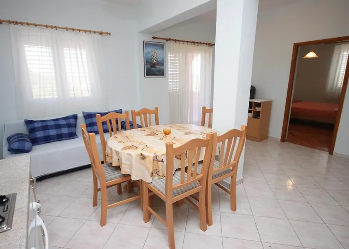 With A Parking Space Tkon, Pasman - 6216