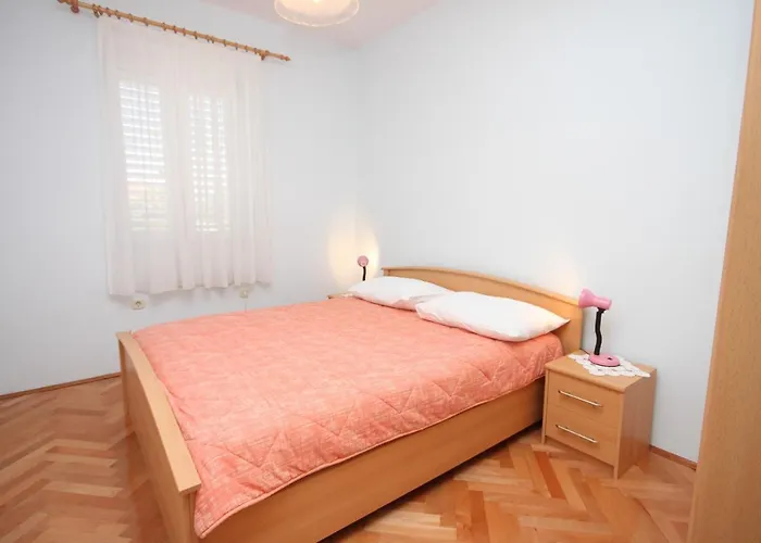 With A Parking Space Tkon, Pasman - 6216 아파트 *