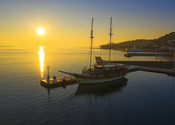 With A Parking Space Tkon, Pasman - 6216 아파트 *